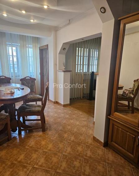 Apartament 3 camere 2 bai Calea lui Traian Apartament 3 camere 2 bai Calea lui Traian