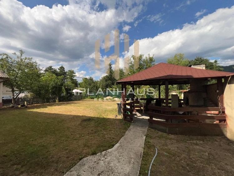 Casă Tăutii de Sus ,la drum principal pozitie excelentă ,462 mp teren - 7