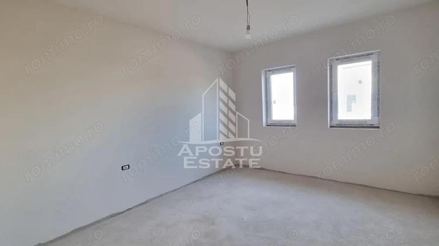 Jumatate de duplex pe parter cu 3 camere si 2 bai, Sag - 6