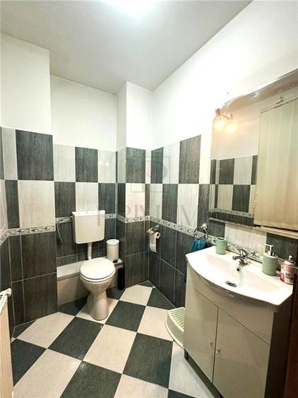 BLASCOVICI - CASA INDIVIDUALA - 6 camere - 3 bai - demisol - GARAJ - 8