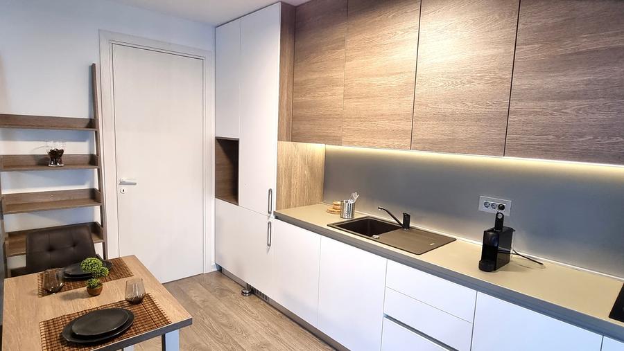 Inchiriere 2 camere Cloud9 Residence - 10