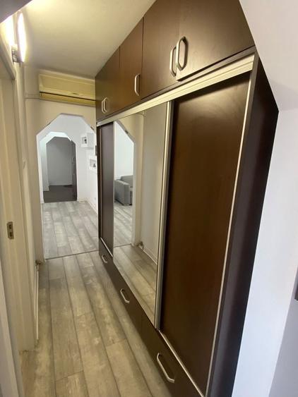 Apartament 4 camere et 1 - 8
