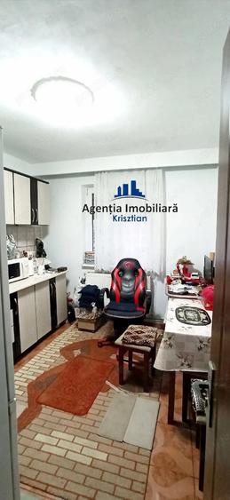 Apartament cu o camera de vanzare zona Micro 14 - 1