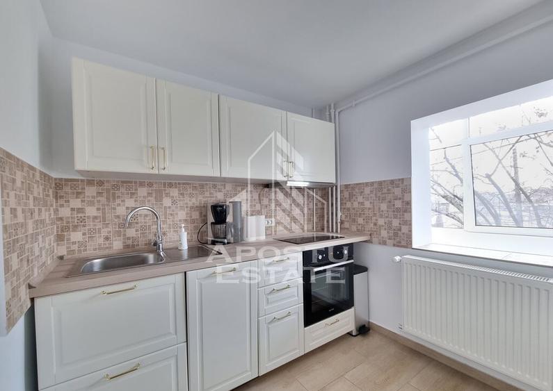 Apartament cu 3 camere, 2 bai, decomandat, renovat, zona ... - 4