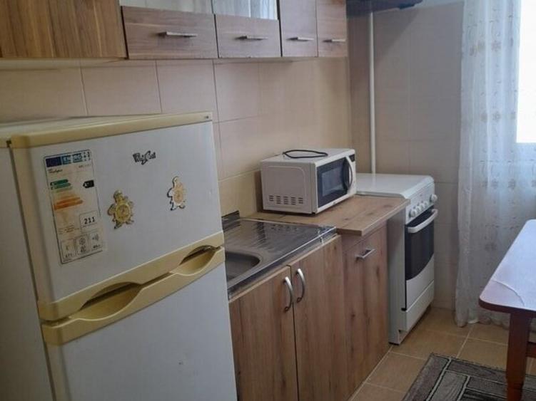 APARATORII  PATRIEI  ,BLOC  NOU , 2 CAMERE  INCHIRIERE - 4