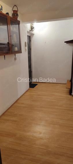 Inchiriez apartament 2 camere Inchiriez apartament 2 camere