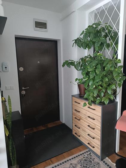 Apartament de vanzare - 4