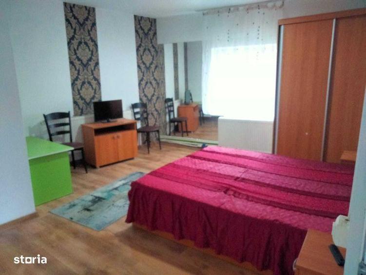 Inchiriez garsoniera - 2