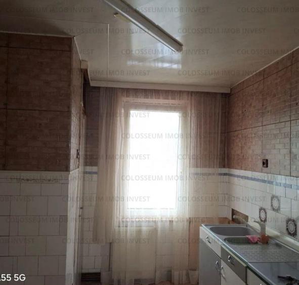 Apartament 4 camere, decomandat - zona Noua - 5