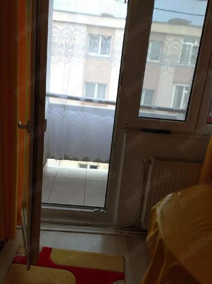 Vand garsoniera ultracentral confort 1 - 5