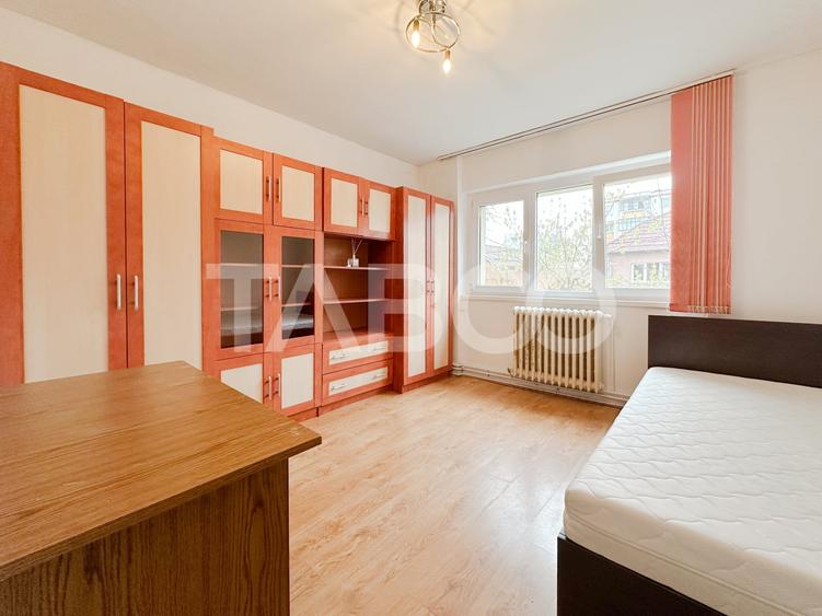 Apartament cu 2 camere decomandate de vanzare cartierul Intre Lacuri - 2