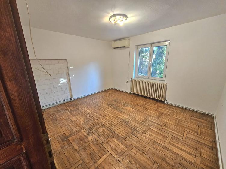 Casa  solida si locuibila 4 camere  Rudolf Walter - 2