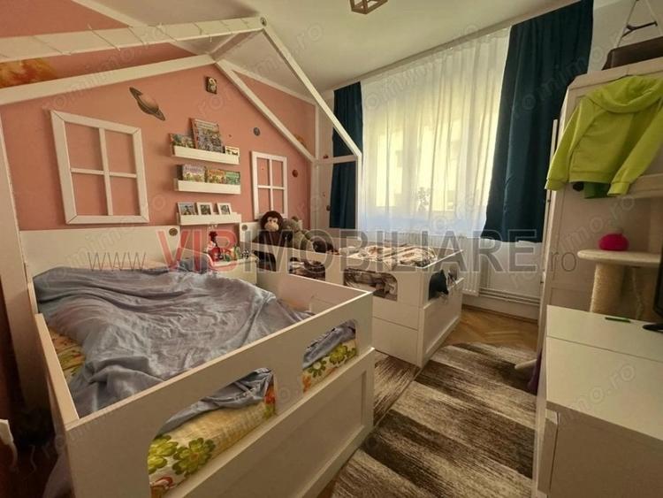 3 camere, doua balcoane, etaj 3, Sagului - 9