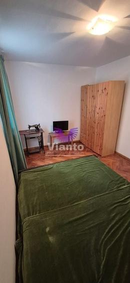 Apartament cu 3 camere decomandat, mobilat în Terezian