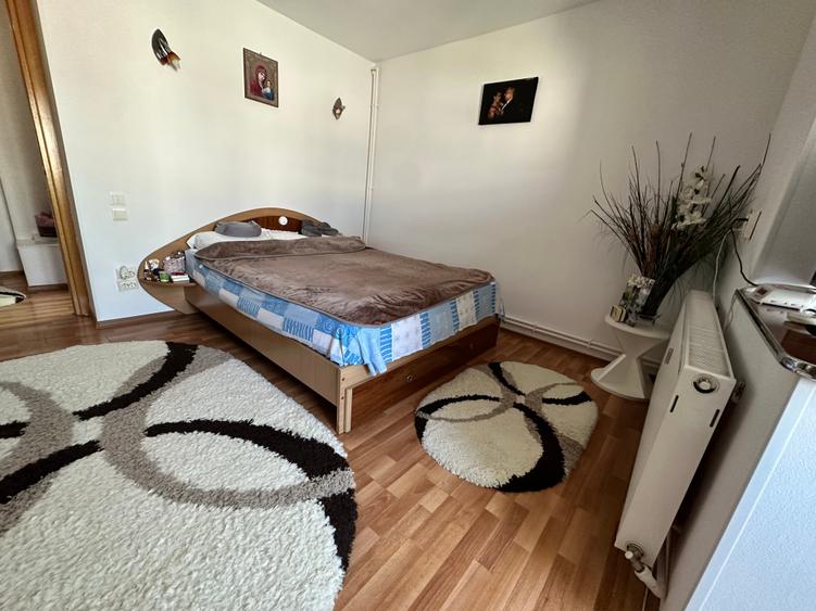 Aviației 2 camere renovat complet cu centrală  zona superba. - 6