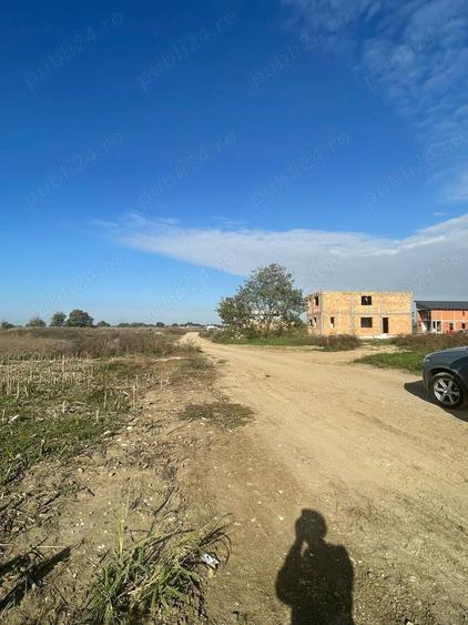 Vand teren Intravilan Sag - 1