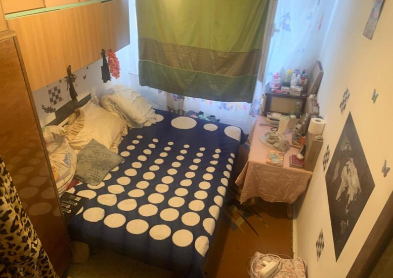 Apartament 3 camere decomandat etaj 3/4 Nicolina 1 - 5