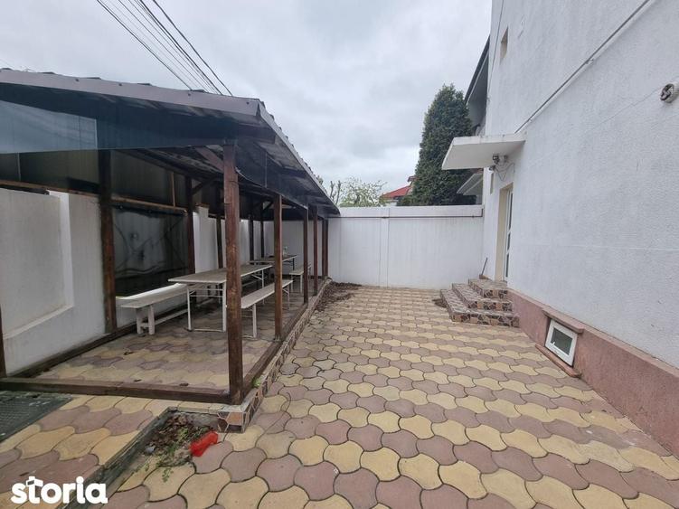 Pensiune de vanzare in Mamaia Sat, pe partea cu Hanul cu Pe?te - 6