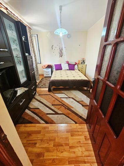 Casă spațioasă cu 9 camere în Strejnicu – pentru locuință, birouri - 50