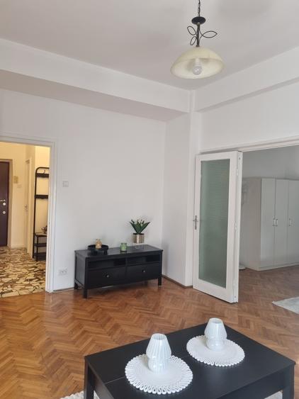 Dacia - Metropolis - 2