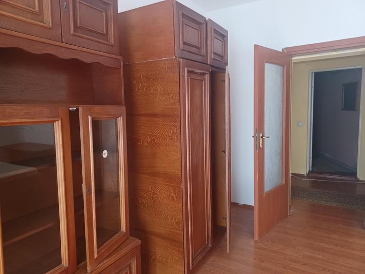 De vanzare apartament 3 camere in Centrul Vechi - 9