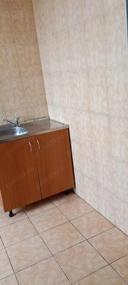 Proprietar vand garsoniera sector 5 strada semanatorului 52 - 6