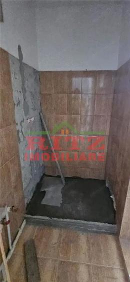 Nou! Ap. 2 cam., S= 53 mp, zona Gara-Caracal! - 1