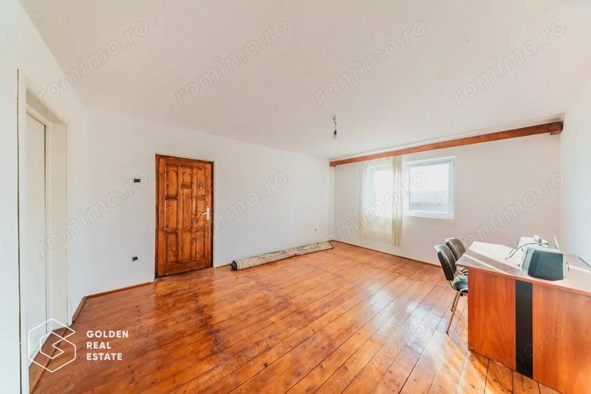 Casa cu 3 camere, garaj ?i teren de 569 mp, Confec?ii, comision 0% - 3