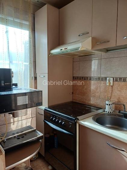 Apartament luminos 3 camere (sau schimb cu apartament la etajul 1)