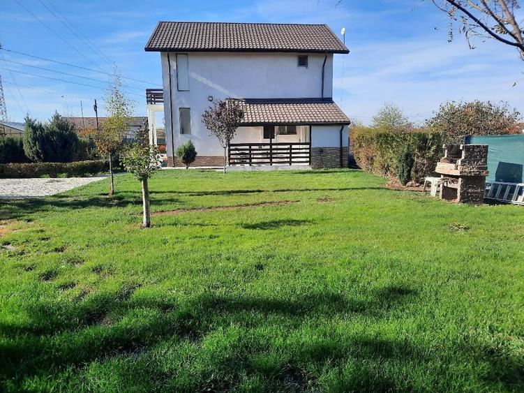 FARA COMISION in Bacu aproape asfalt casa gata mobilata cu 4 camere P+1+pod 560m - 10