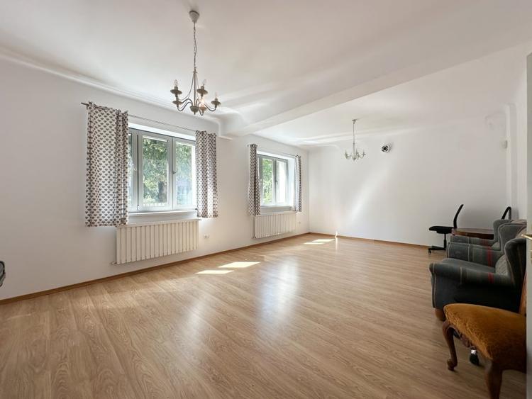 Apartamet 4 camere, langa Parcul Central, 160 m2 utili, singur pe nivel - 3