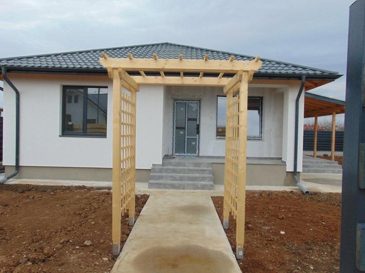 FARA COMISIOANE casa 3 camere PARTER + pod terasa camera tehnica LA CHEIE - 2