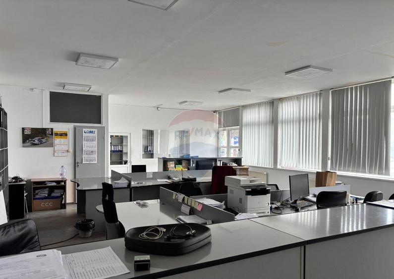 Spa?iu de birouri de 431mp in zona Kaufland Medias - 29