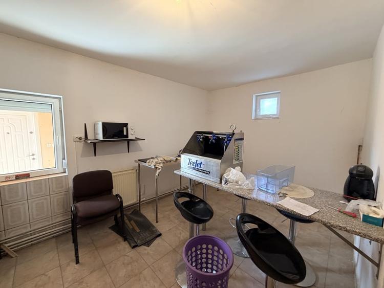 Spatiu ideal birou 3 camere Timisoara Chisodei - Comision 0% - 7