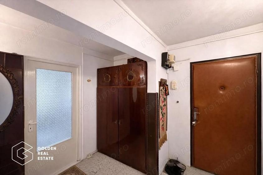 Apartament 3 camere, 2 bai, balcon, zona Praporgescu, etaj 4 - 8