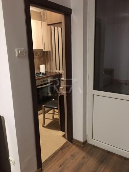 Garsonieră decomandată, mobilată în Dristor
