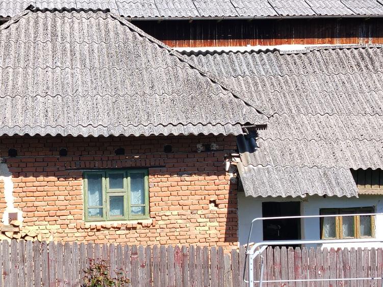 Vand casa cu teren aferent - 9