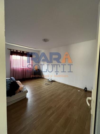 Casă 2015 - 4 dormitoare, 2 băi, 2 bucătării - 10