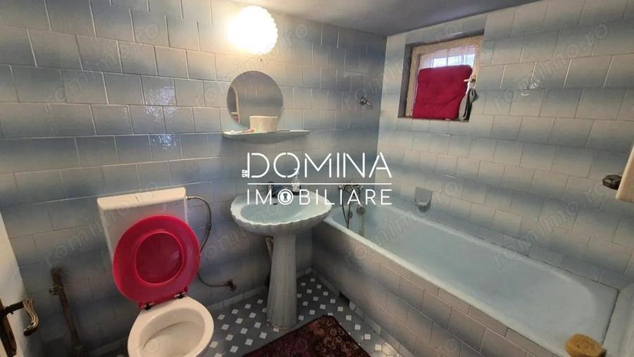 Vanzare proprietate situata in Targu Jiu, str. 22 Decembrie 1989 - zona 8 Mai - 5