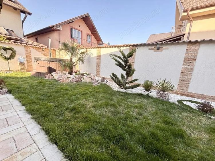 Casă cu 2 camere cu Teren 300 Mp în Sânmartin