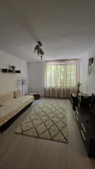 Inchiriez apartament 2 cam - 5