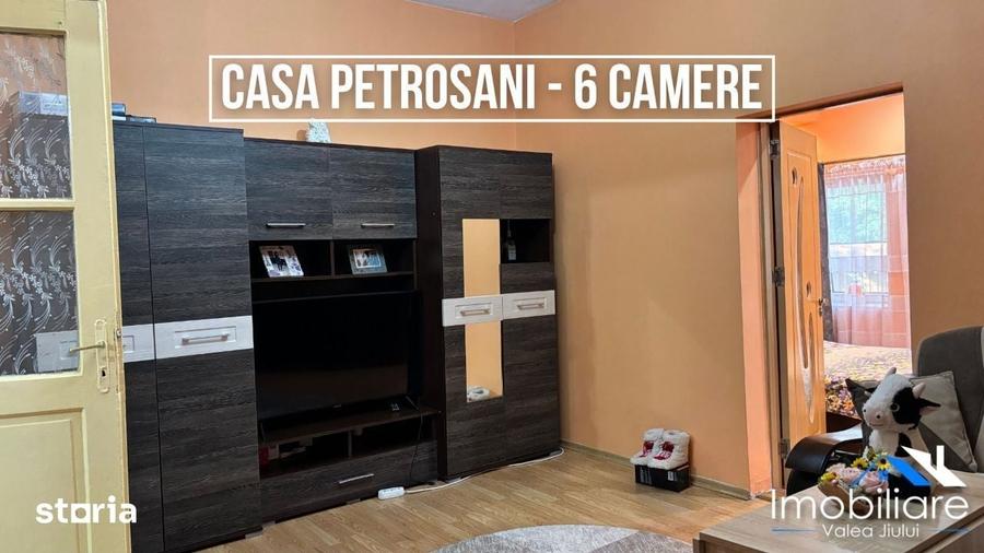 Casă cu 6 camere cu Teren 860 Mp în Petrila