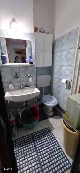 Apartament cu 4 camere decomandat, mobilat în Circumvalațiunii