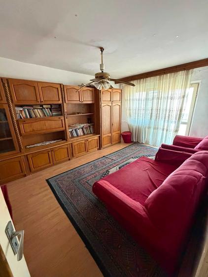 Apartament cu 2 camere decomandat în Gura Văii