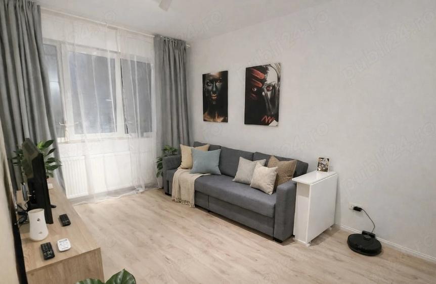 Apartament cu 3 camere decomandat în Regie