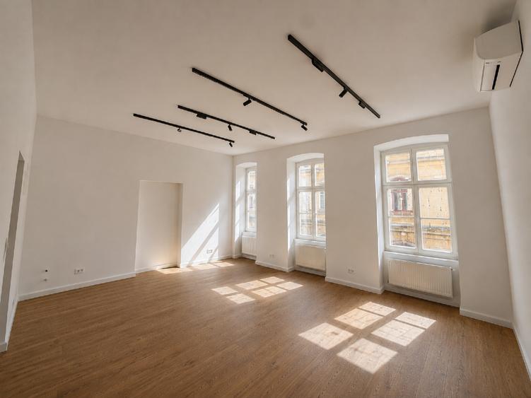 Birou, de 41 mp, în Ultracentral