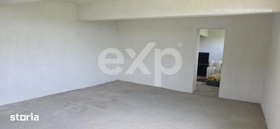 Spațiu comercial, de 425 mp, în Pietrari
