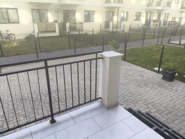 Garsonieră decomandată în Central
