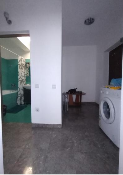 Apartament cu 2 camere decomandat în Florești
