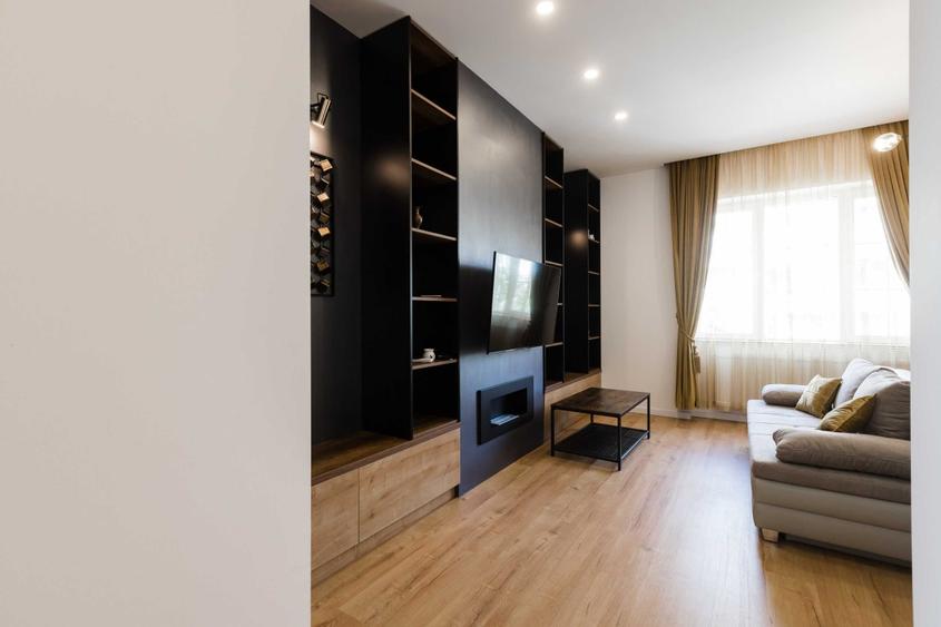 Apartament cu 2 camere decomandat, mobilat în Ultracentral